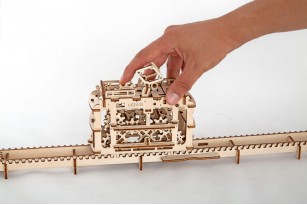 Tram on Rails mechanical model kit