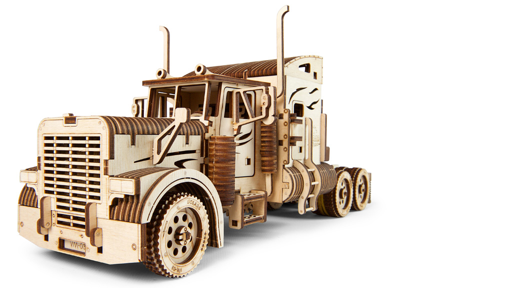 «Heavy Boy Truck VM-03» mechanical model kit