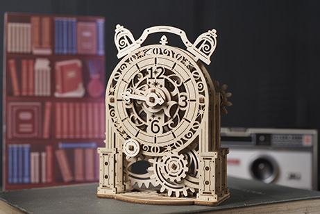 Vintage Alarm Clock UGR70163